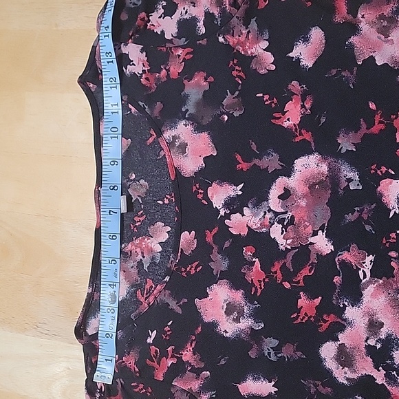 J Jill floral blouse - Picture 5 of 8